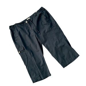 Women's Black Cropped Pants